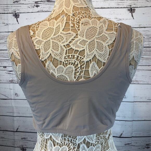 NWT LACY BRA bundle of 2 one grey & one nude color size 42B - Picture 10 of 12